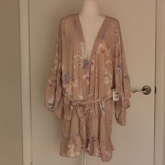 NWT Plum Pretty Sugar  Floral RObe Women Size XL - Picture 2 of 11